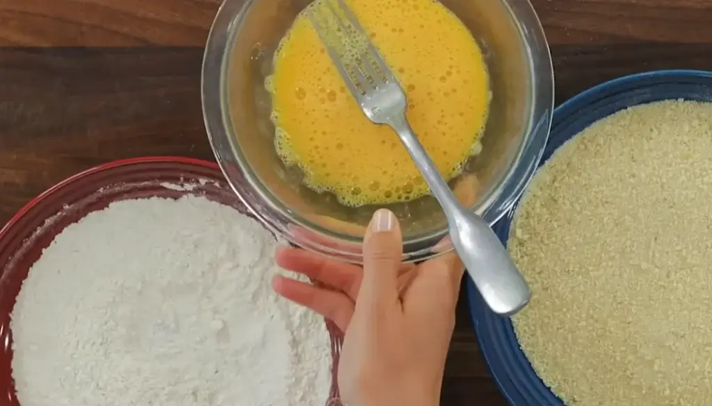 Prepare Coating material for zucchini chips